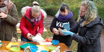 Vogelfutter wird selbst hergestellt